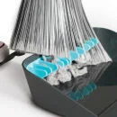 Quirky Broom Groomer Bild 1