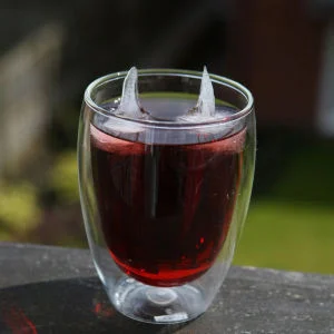 Haifischflosse Eiswürfel Bild 1