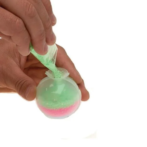 Weird Science - The Bouncy Ball Factory Bild 1