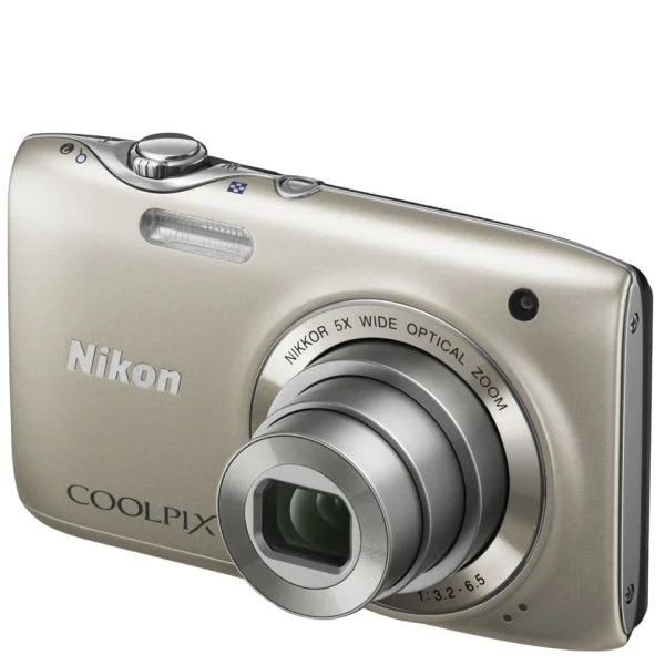 Nikon Coolpix S3100 Compact Digital Camera - Silver (14MP, 5x Optical Zoom) 2.7 Inch LCD Bild 1