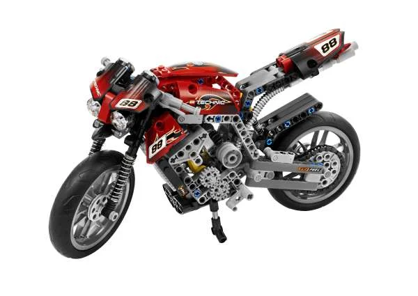LEGO Technic: Motorbike (8051) Bild 1