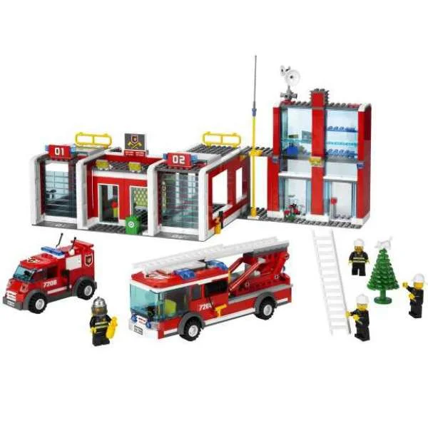 LEGO City: Fire Station (7208) Bild 1