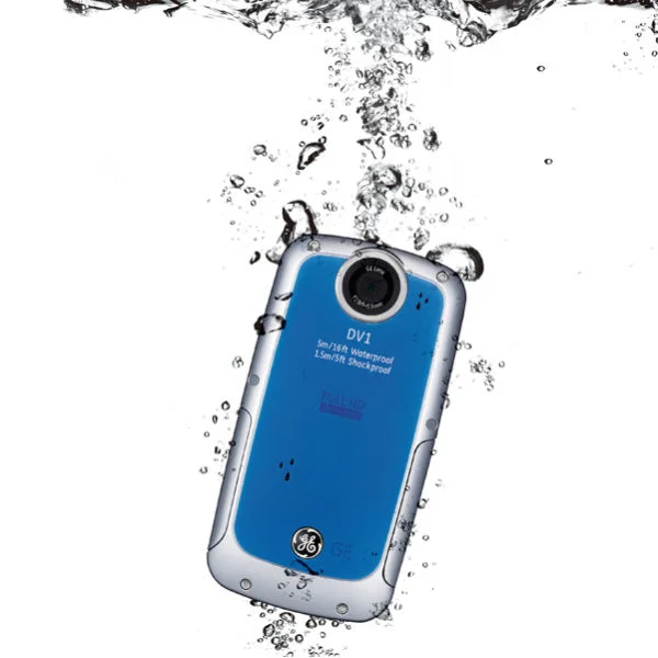 GE DV1 Waterproof Pocket Video Camera - Blue Bild 1