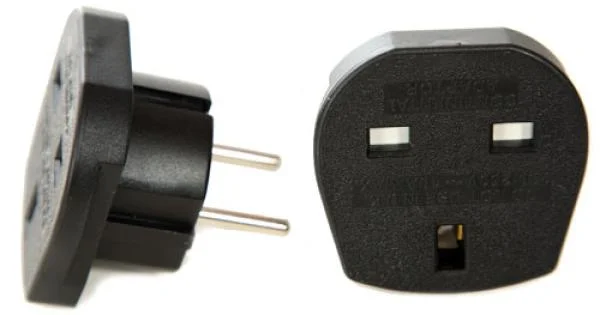 UK 3 Pin to Euro 2 Pin Power Travel Adapter Bild 1