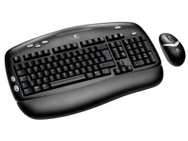 Logitech EX100 Cordless Keyboard and Mouse (967713-0120) Bild 1