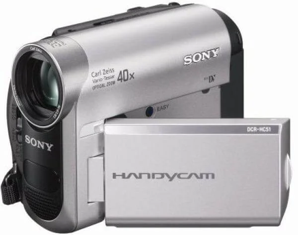 Sony DCR-HC51E Mini DV Camcorder. 800K Pixel. 40x Optical Zoom. 2.5 inch LCD Screen with Touch Panel Bild 1