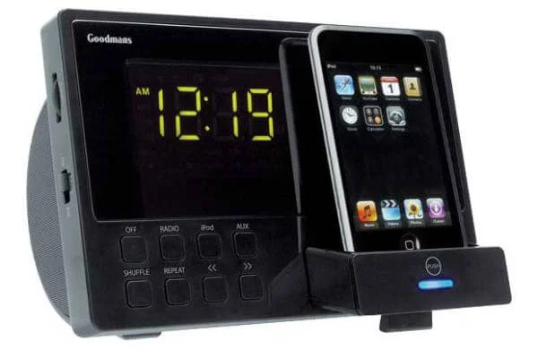 Goodmans GCR1875IP Clock Radio with iPod dock Bild 1