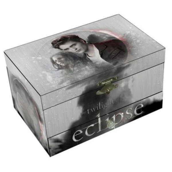 Twilight Eclipse Muscial Jewellery Box Silver Edward and Bella Bild 1