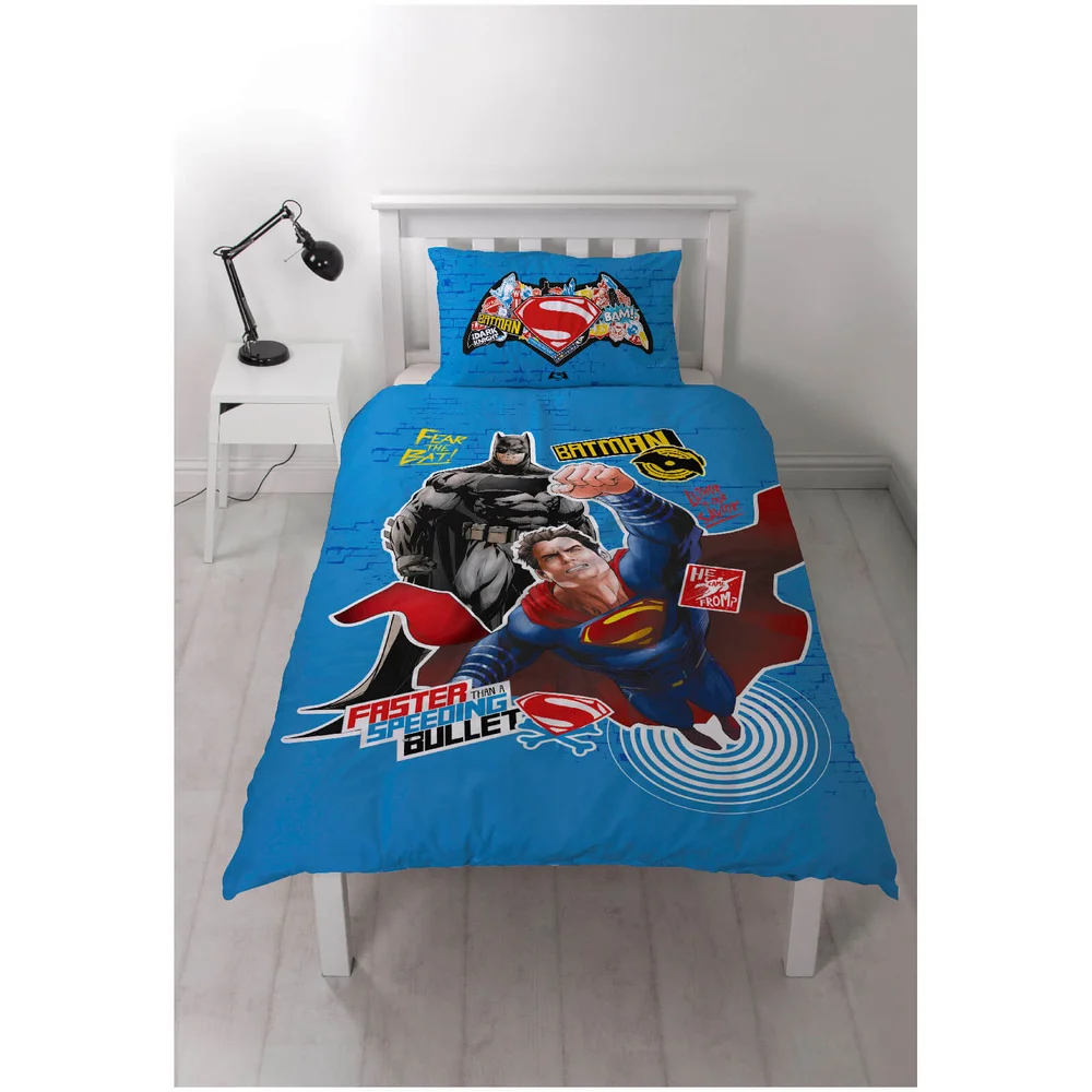 Batman v Superman Clash Panel Duvet Set - 1 Stck Bild 1
