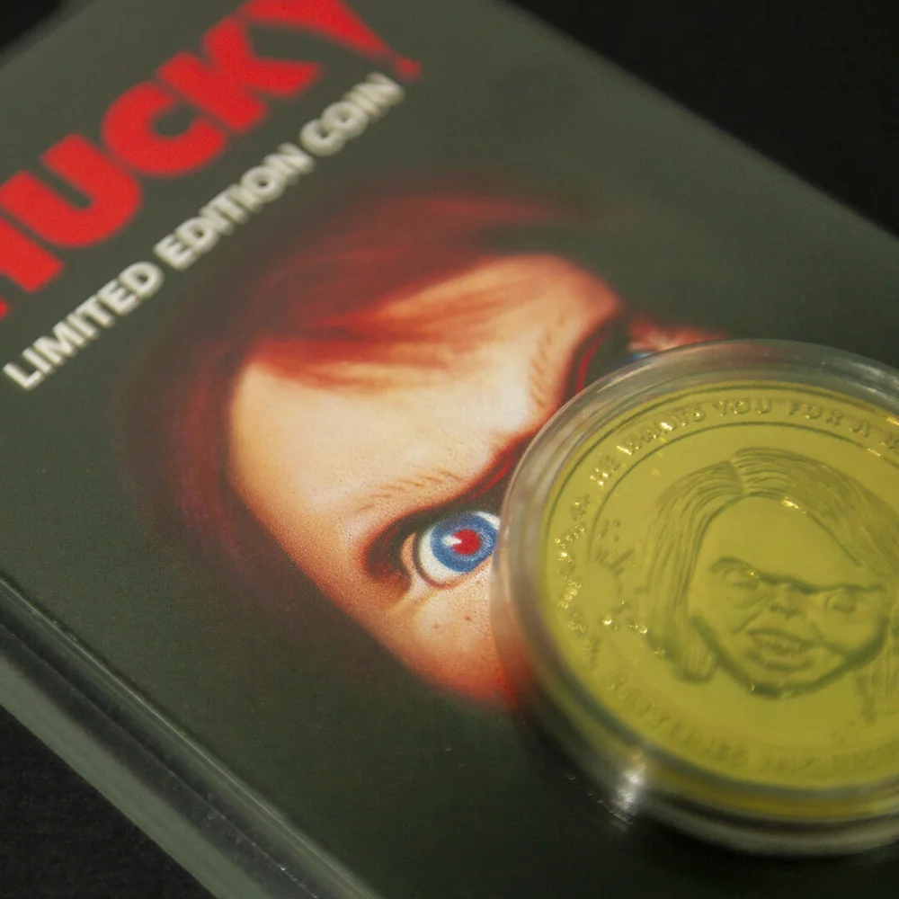 Child's Play 2 "Chucky" Sammelmünze: Gold Edition - Zavvi Exklusiv (Limitiert auf 1000 Exemplare) Bild 1