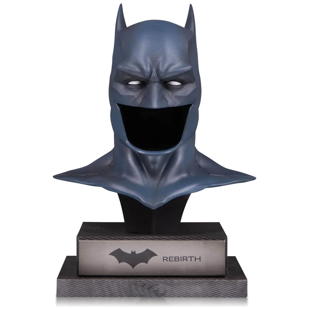 DC Collectibles DC Gallery Batman Rebirth Cowl 1:2 Scale Replica Statue Bild 1