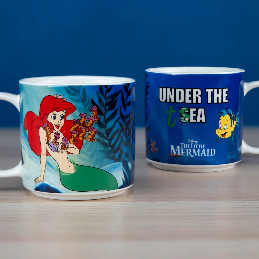 Unter der Teetasse Bild 1