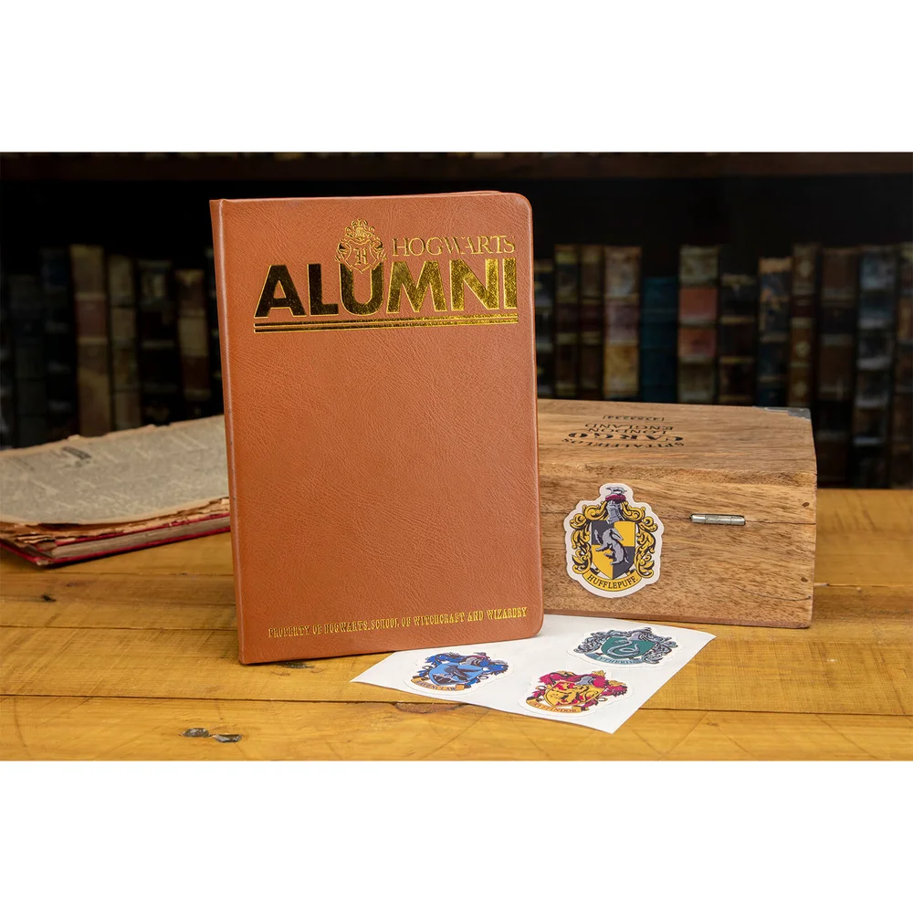 Hogwarts Alumni Notizbuch und Aufkleber Set Bild 1