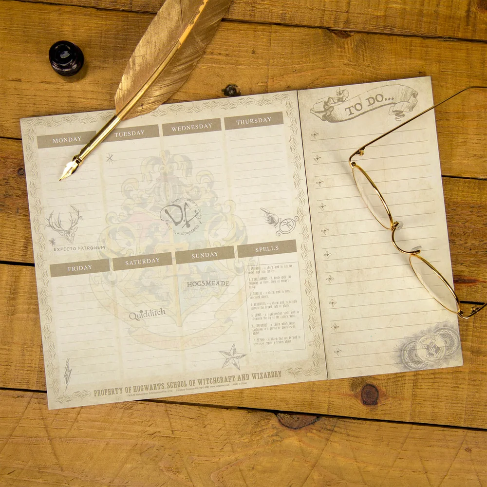 Hogwarts Schreibtischplaner Bild 1