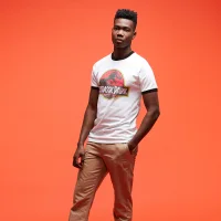Jurassic Park Primal Vintage Logo Unisex Ringer T-Shirt - Weiß / Schwarz
