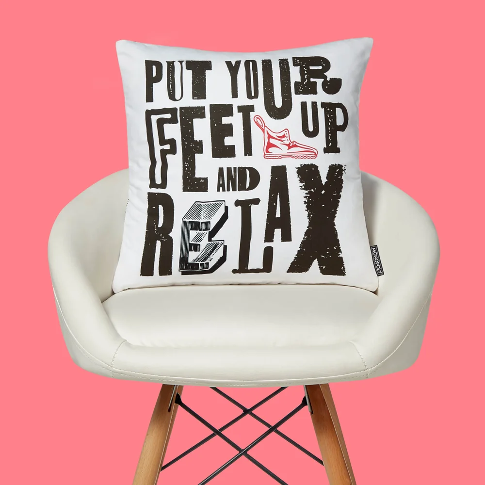 Monopoly Feet Up And Relax Square Cushion - 40x40cm - Soft Touch Bild 1