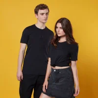 Guardian Box Embroidered T-Shirt - Schwarz