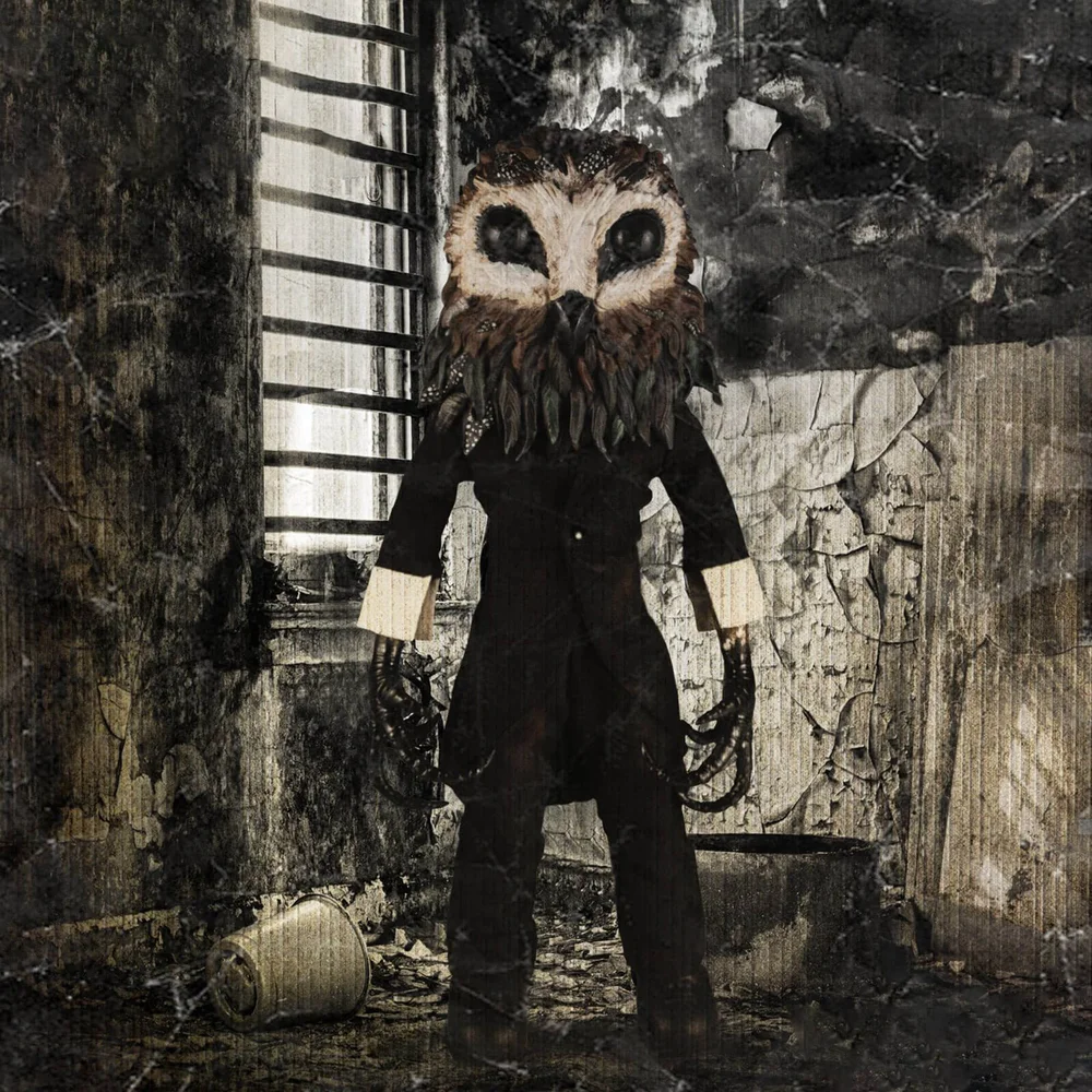 Mezco Living Dead Dolls präsentiert Lord Of Tears Figur - Owlman Bild 1