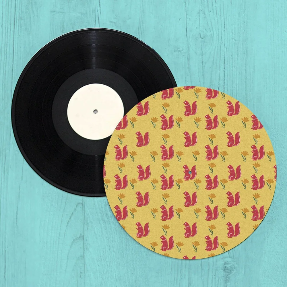 Nordic Squirrel Turntable Slip Mat Bild 1