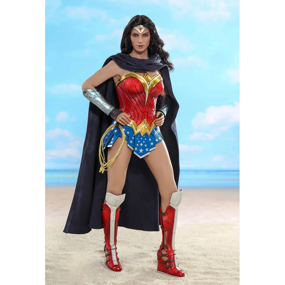 Hot Toys DC Comics Justice League Wonder Woman (Comic Concept Version) Actionfigur Bild 1