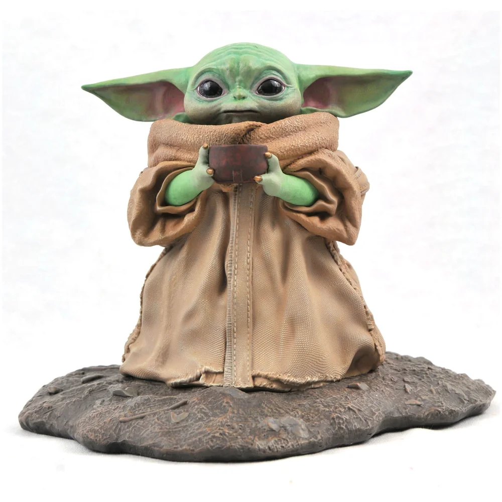 Gentle Giant The Mandalorian The Child (Baby Yoda) 'Soup Pose' 1/2 Scale Premier Collection Statue Bild 1