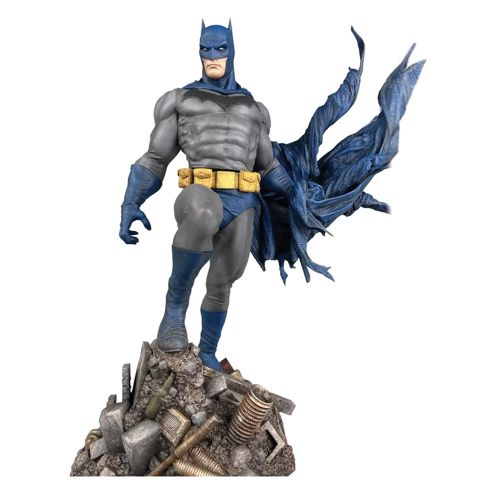 Diamond Select DC Galerie PVC-Figur - Batman Defiant Bild 1