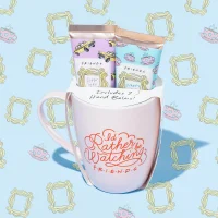 Friends Tasse und Handcreme als Geschenkset