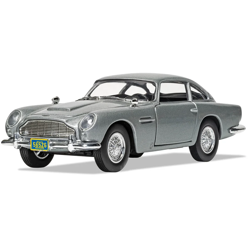 James Bond Aston Martin DB5 'Casino Royale' Model Set - Scale 1:36 Bild 1