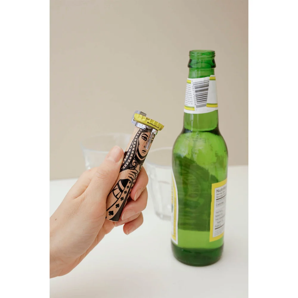 Kikkerland Queen Bottle Opener Bild 1
