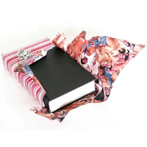 Girls Raunchy Wrapping Paper Bild 1