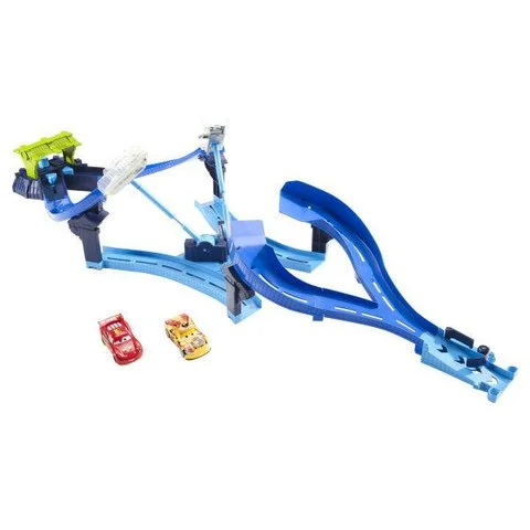 Cars 2 - Tokyo Spinout Track Bild 1