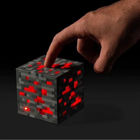 Minecraft Light-Up Redstone Ore Bild 1