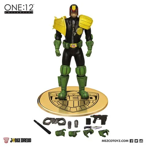 Mezco One:12 Collective Judge Dredd Action Figure - Judge Dredd Bild 1