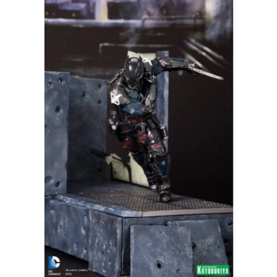 Kotobukiya DC Comics Batman Arkham Knight - Arkham Knight 1:10 Scale ArtFX+ Statue Bild 1