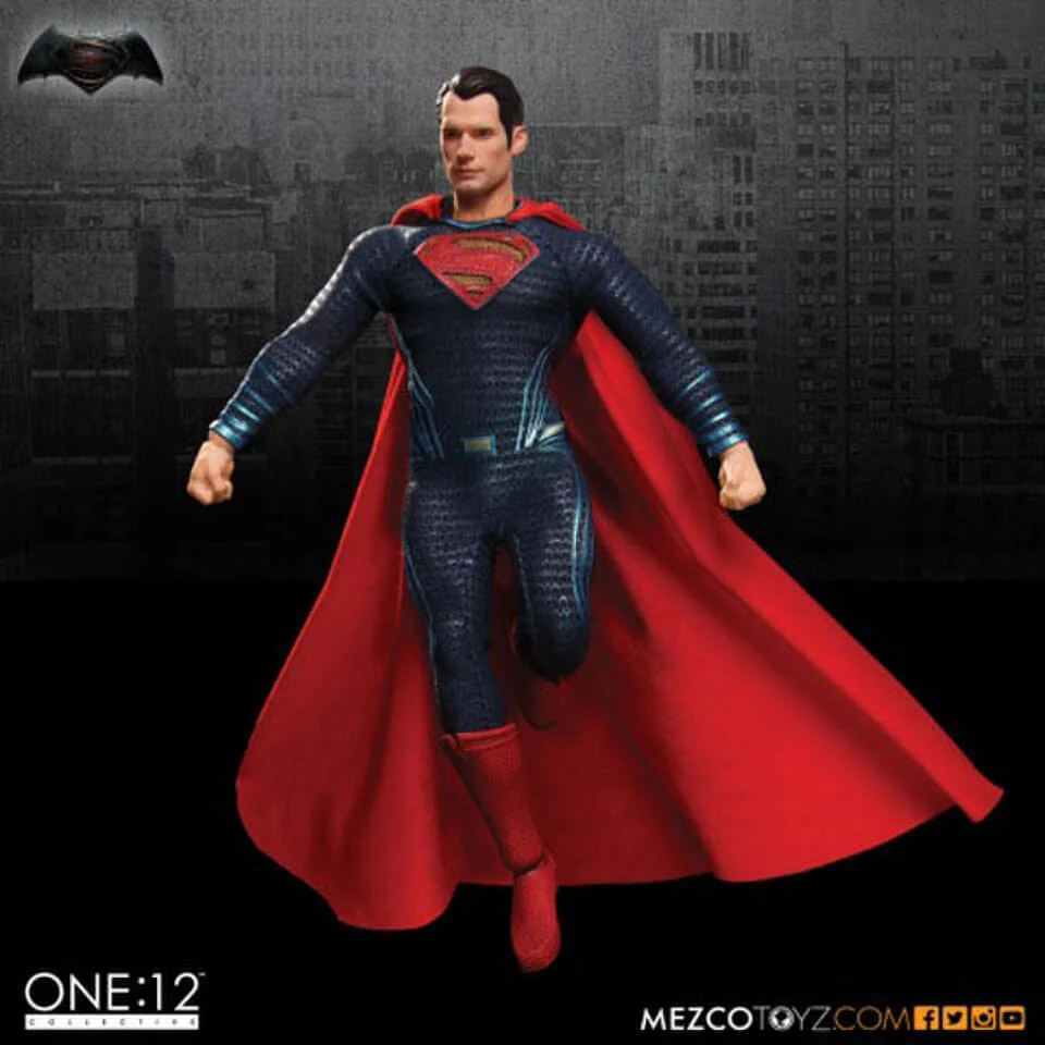 Mezco Toys DC Comics Batman v Superman Dawn of Justice Superman 6 inch Figure Bild 1