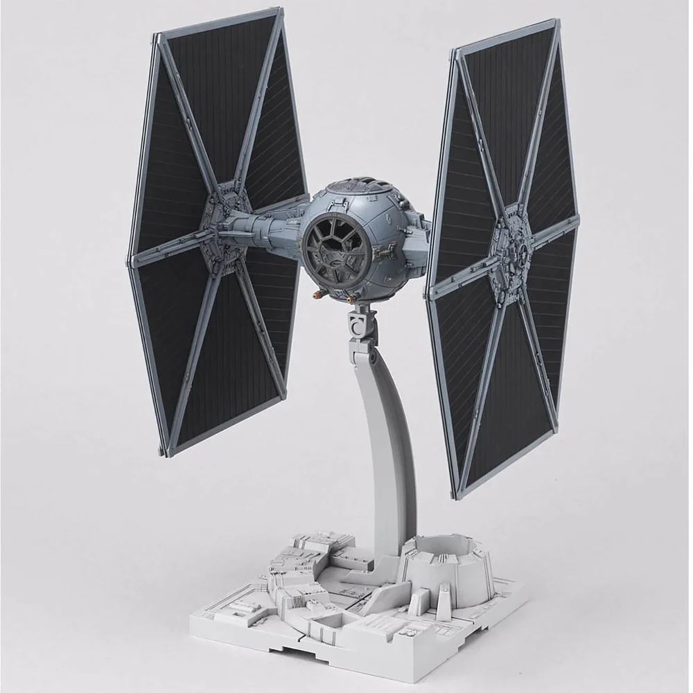 Revell Star Wars Tie Fighter Plastic Buildable Model 1:72 Scale Bild 1
