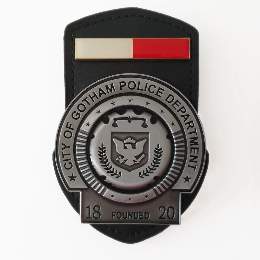 DUST! DC Comics Batman Trilogy Gotham Police Badge Limited Edition Replica - Zavvi Exclusive Bild 1