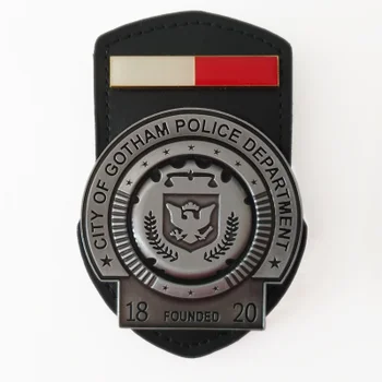 DUST! DC Comics Batman Trilogy Gotham Police Badge Limited Edition Replica - Zavvi Exclusive