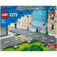 LEGO City: Straßenkreuzung mit Ampeln, im Dunkeln leuchtende Steine (60304)
