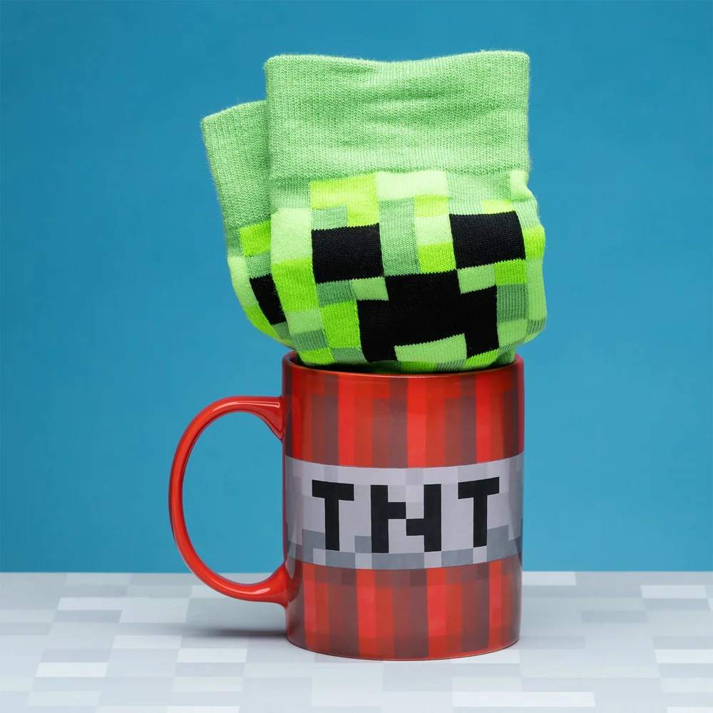 Minecraft Ceramic Mug and Socks Set Bild 1