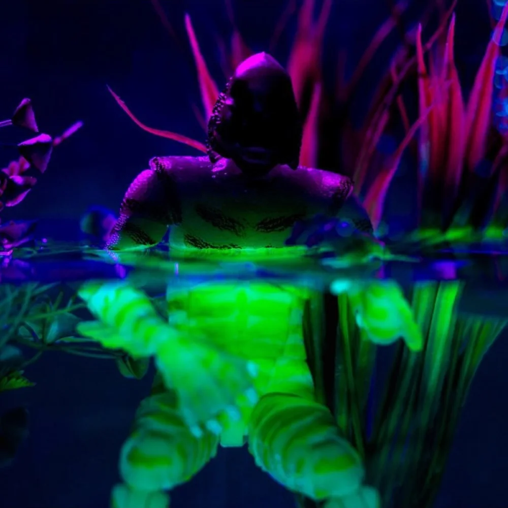 Jada Toys Universal Monsters 6" Action Figure - The Creature (Glow-In-The-Dark Version) Bild 1