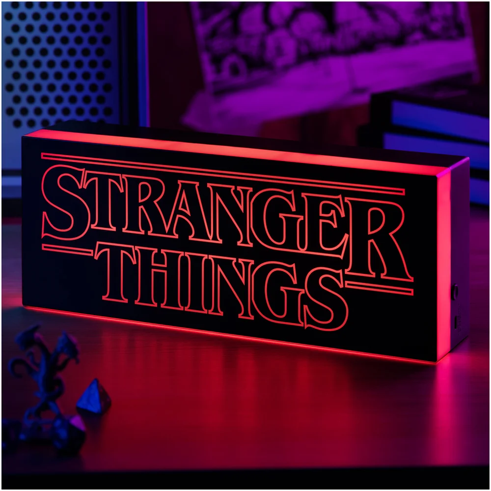 Stranger Things Logo Light Bild 1