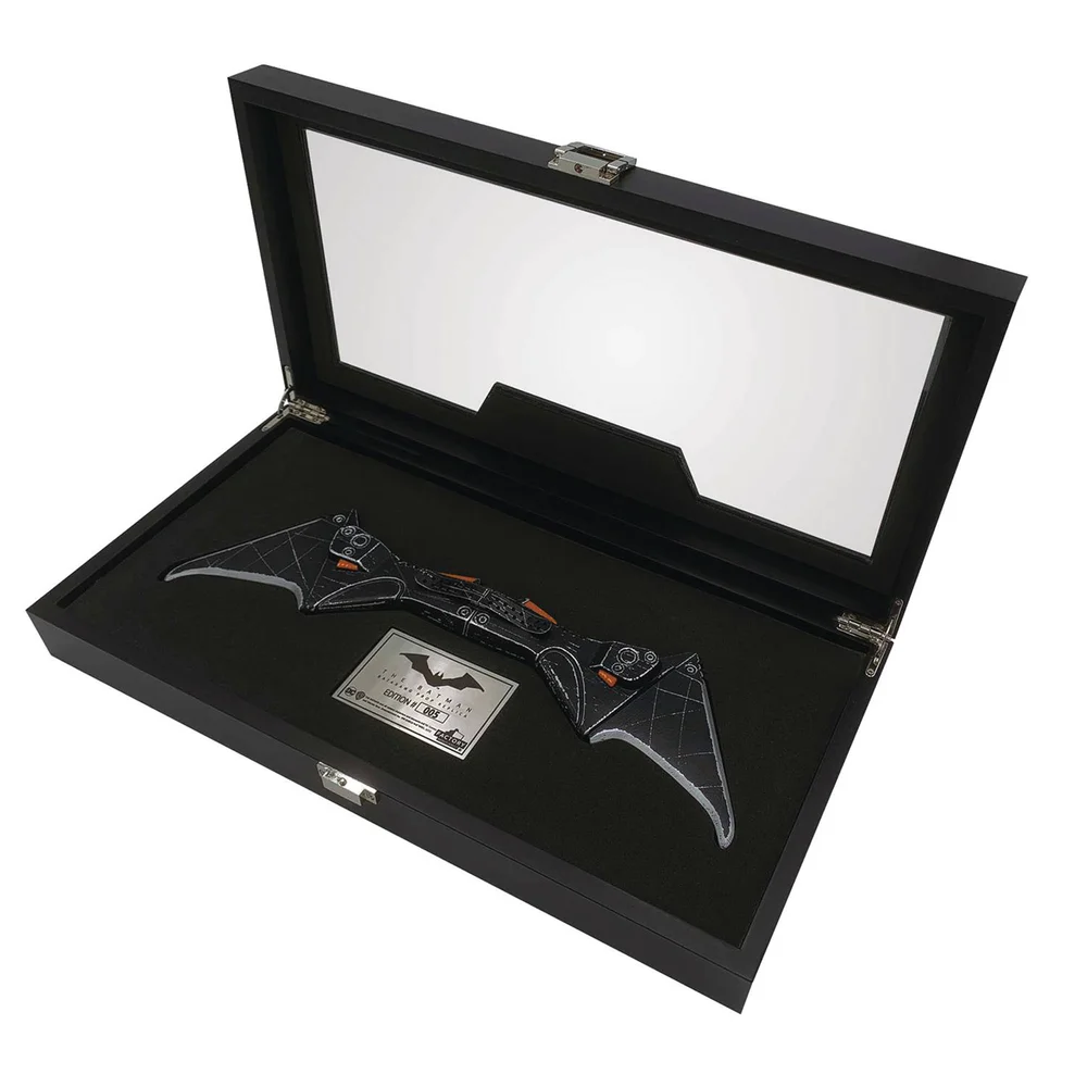 Factory Entertainment DC The Batman - Batarang Limited Edition 1:1 Prop Replica Bild 1