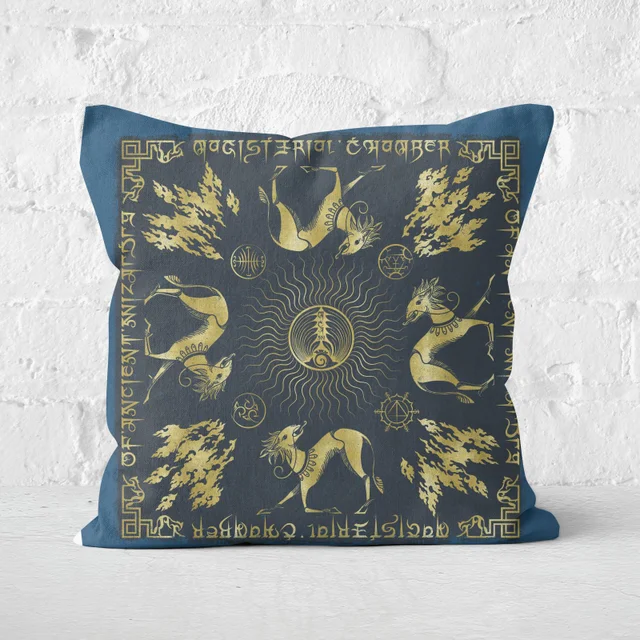 Decorsome x Fantastic Beasts Scenic Creatures Quadratisches Kissen