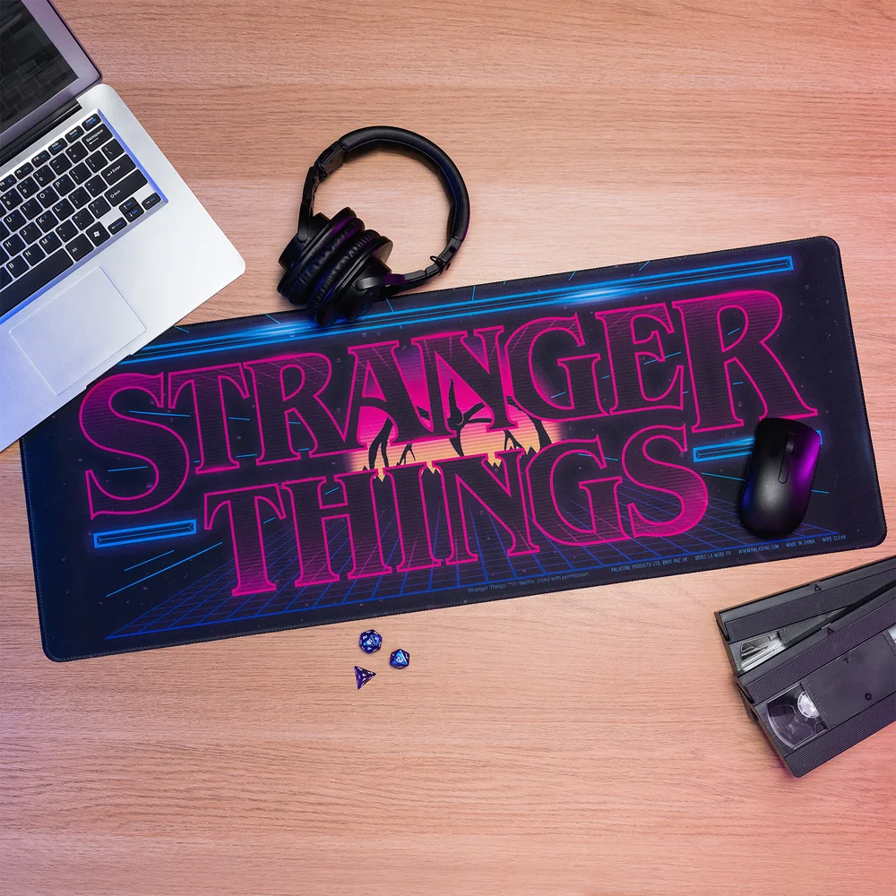 Stranger Things Arcade Logo Desk Mat Bild 1