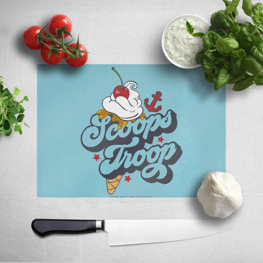Stranger Things Scoops Troop Chopping Board Bild 1