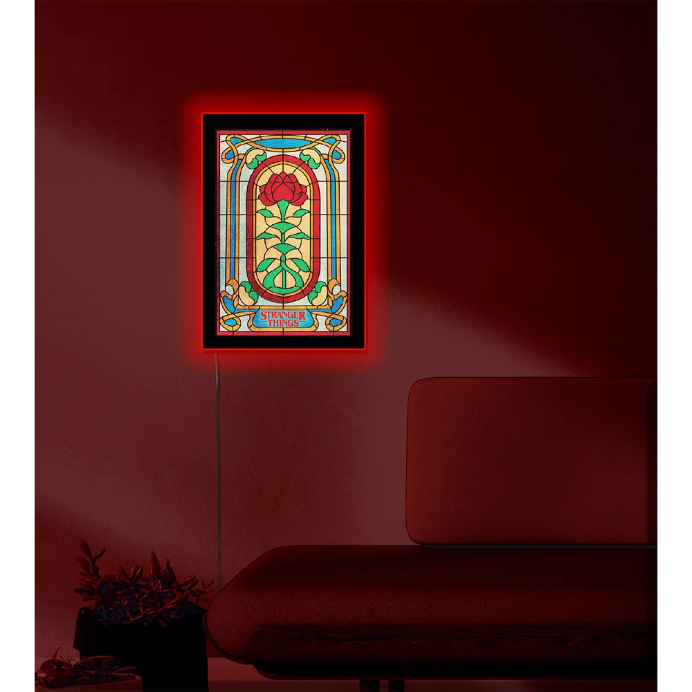 DUST! Stranger Things Season 4 - Creel House Window Backlit Poster - Zavvi Exclusive Bild 1