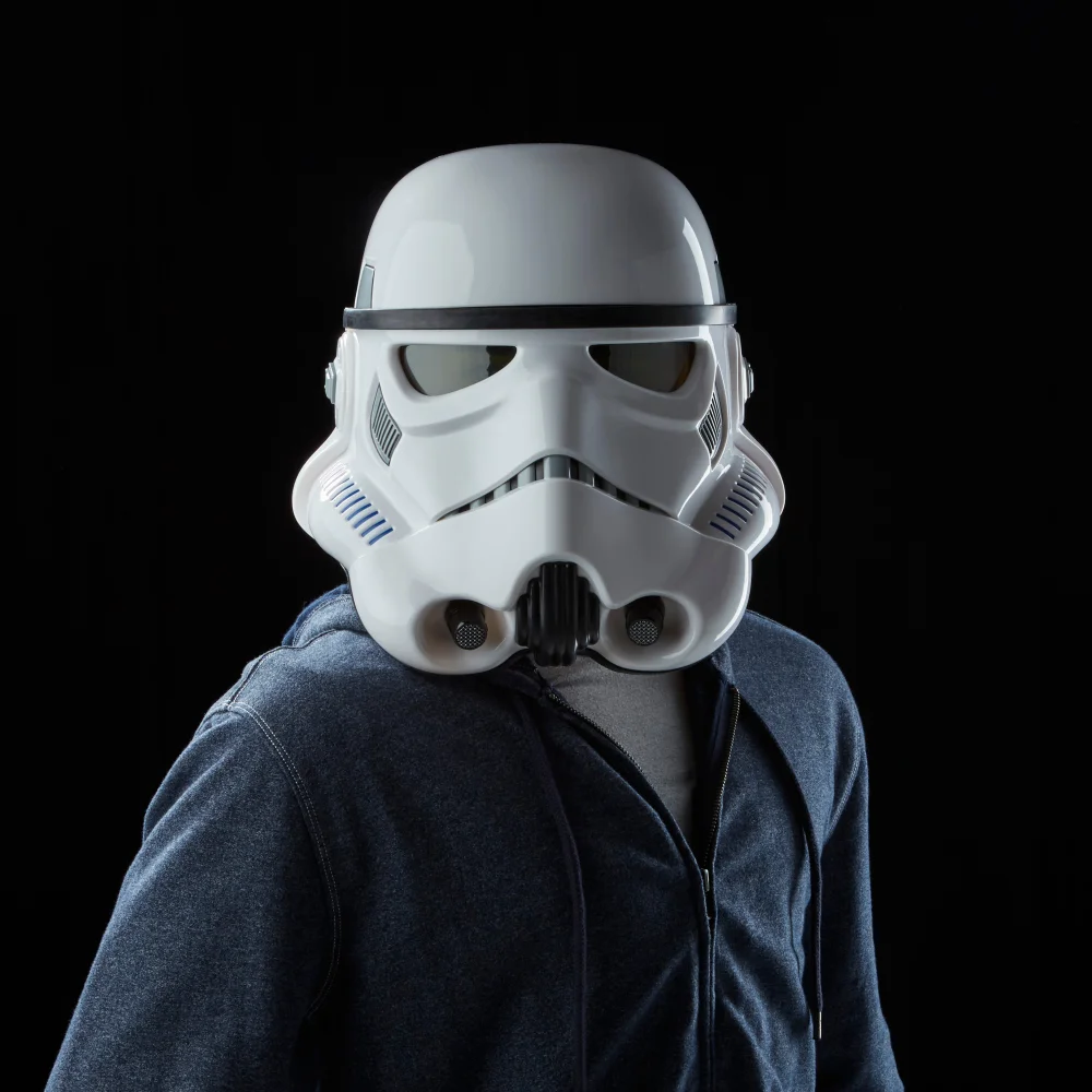 Hasbro Star Wars The Black Series Imperial Storm Trooper Roleplay Helmet Bild 1