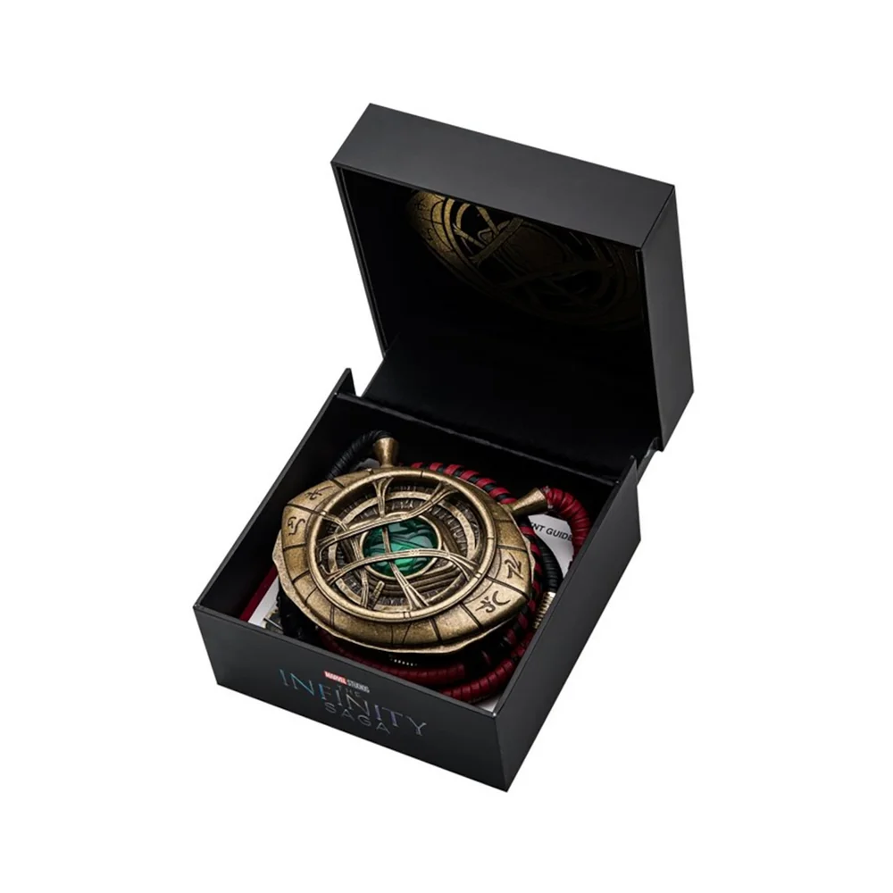 SalesOne Marvel The Infinity Saga Doctor Strange Eye Of Agamotto Necklace Light Up Limited Edition Prop Replica Bild 1