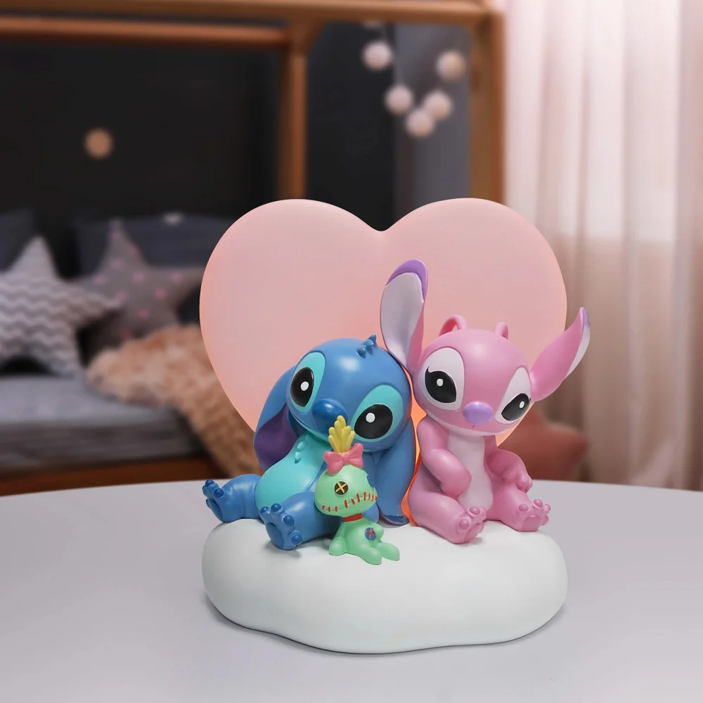 Enesco Disney Light up Stitch & Angel Scene (16cm) Bild 1